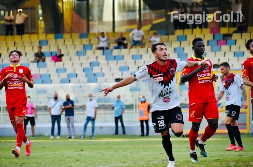  Bello il Foggia di Coppa che passa il turno. Regolato anche il Messina (2-0)