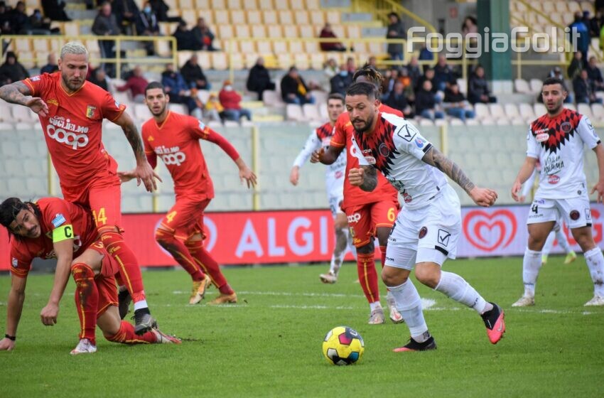  Catanzaro-Foggia 2-0 – Highlights