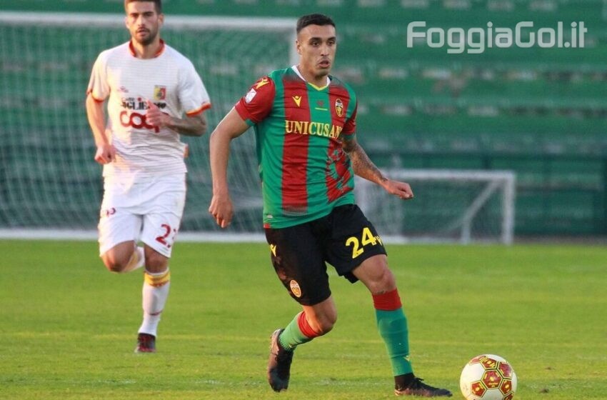  Diego Peralta firma con il Foggia