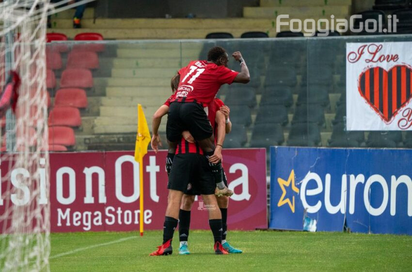  Il Foggia dilaga con la Turris e conquista il quarto posto della classifica (4-0)