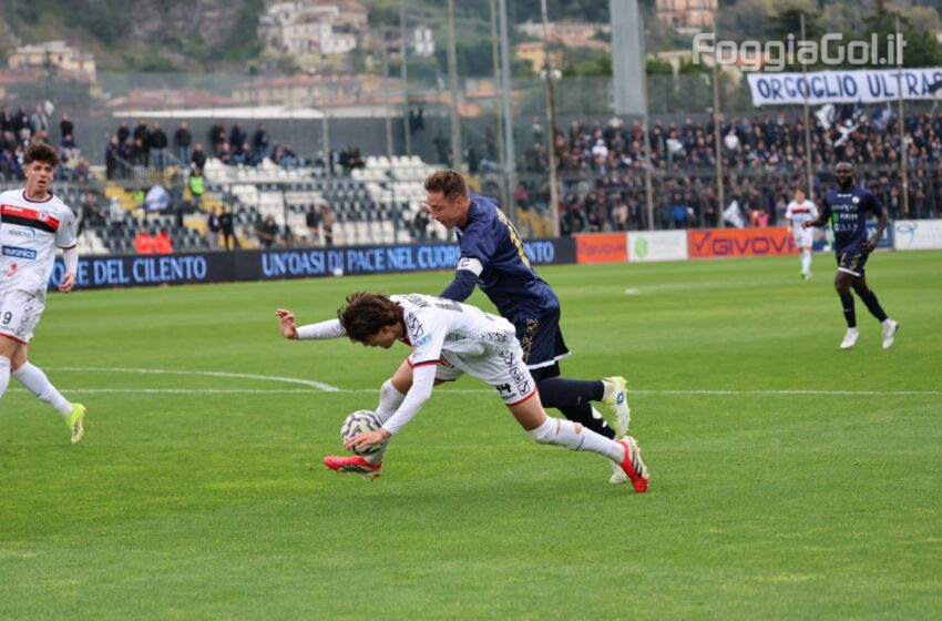  Cavese Foggia 0 – 0. Un punto per continuare a sperare.