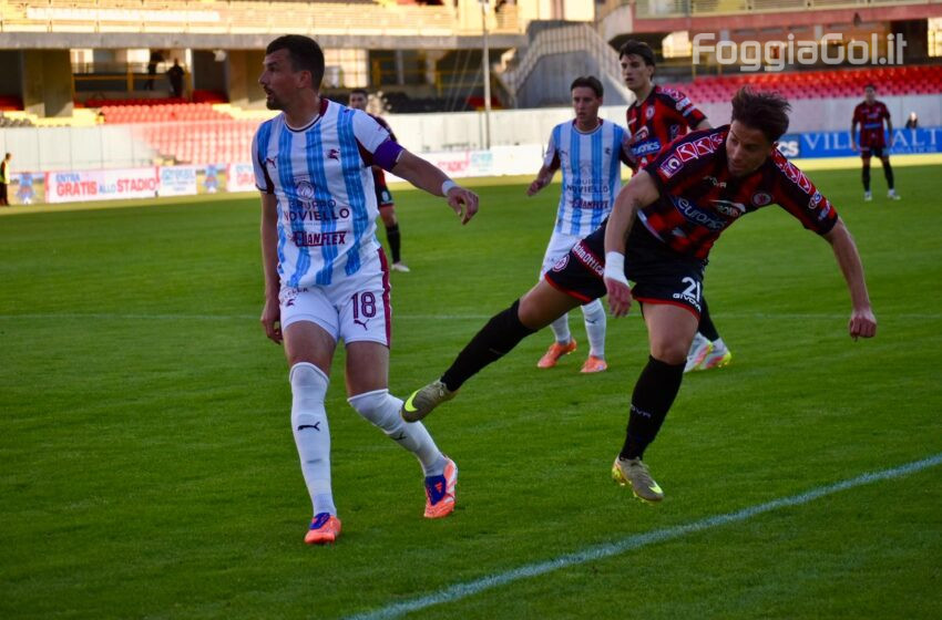  Foggia Salernitana 1 – 3. Termina la stagione con la retrocessione in D.