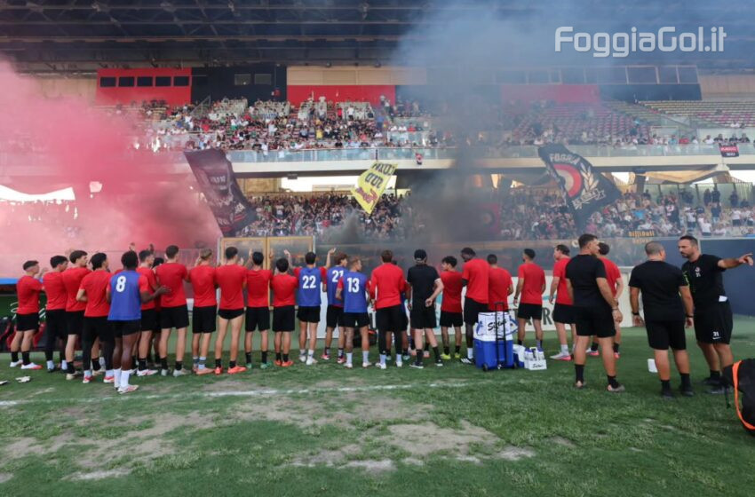 Assoluta appartenenza: Foggia abbraccia i suoi ragazzi