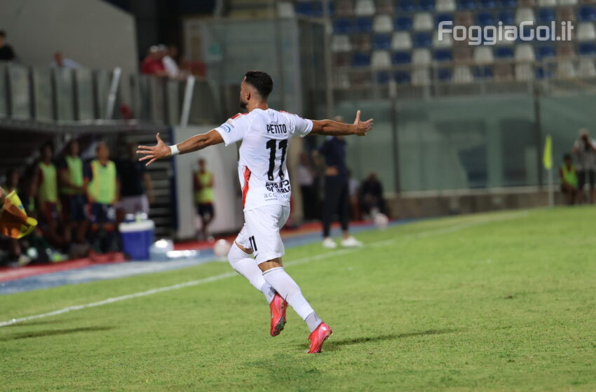  Crotone-Foggia 0-1: Petito firma il colpo dello Scida, i rossoneri partono con una vittoria pesantissima