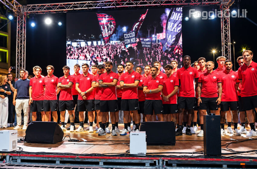  Il Foggia si presenta alla sua gente: 5.329 abbonati, entusiasmo e ambizione